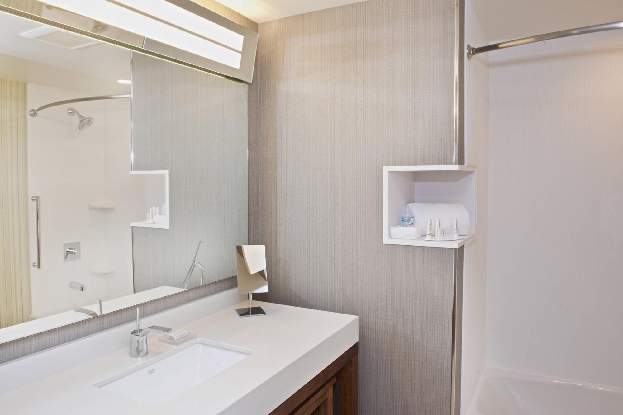 Courtyard By Marriott Seattle Everett Downtown Exteriér fotografie